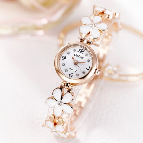 Designer Floral Style Golden Wrist Analogue Watch W-25GL Designer Floral Style Golden Wrist Analogue Watch W-25GL