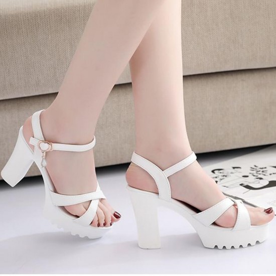 Cross Strapped Thick Heel Buckle Sandals - White
