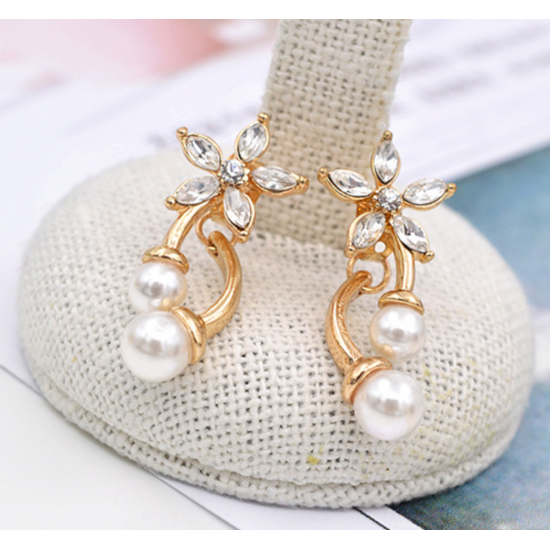 Women Fashion Paragraph Flower with Hanging Peal Earrings E-02G image