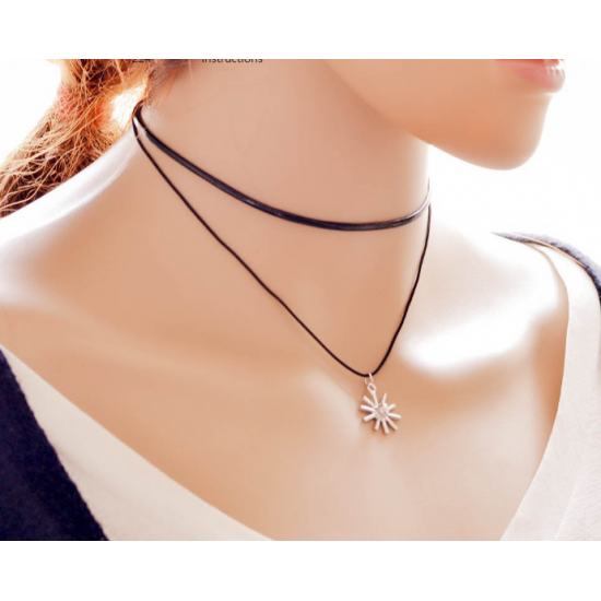 Woman Simple Snowflake Pendant Retro Necklace N-15 (Black) Woman Simple Snowflake Pendant Retro Necklace N-15 (Black)